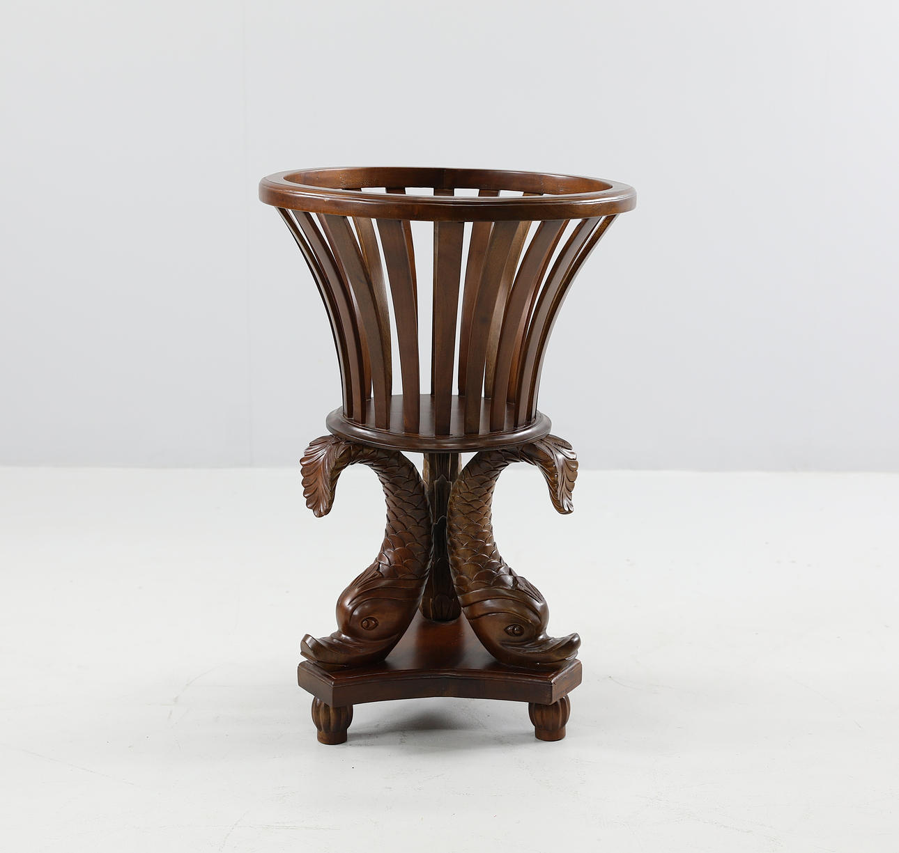 PIEDESTAL, trä, 1900-tal.