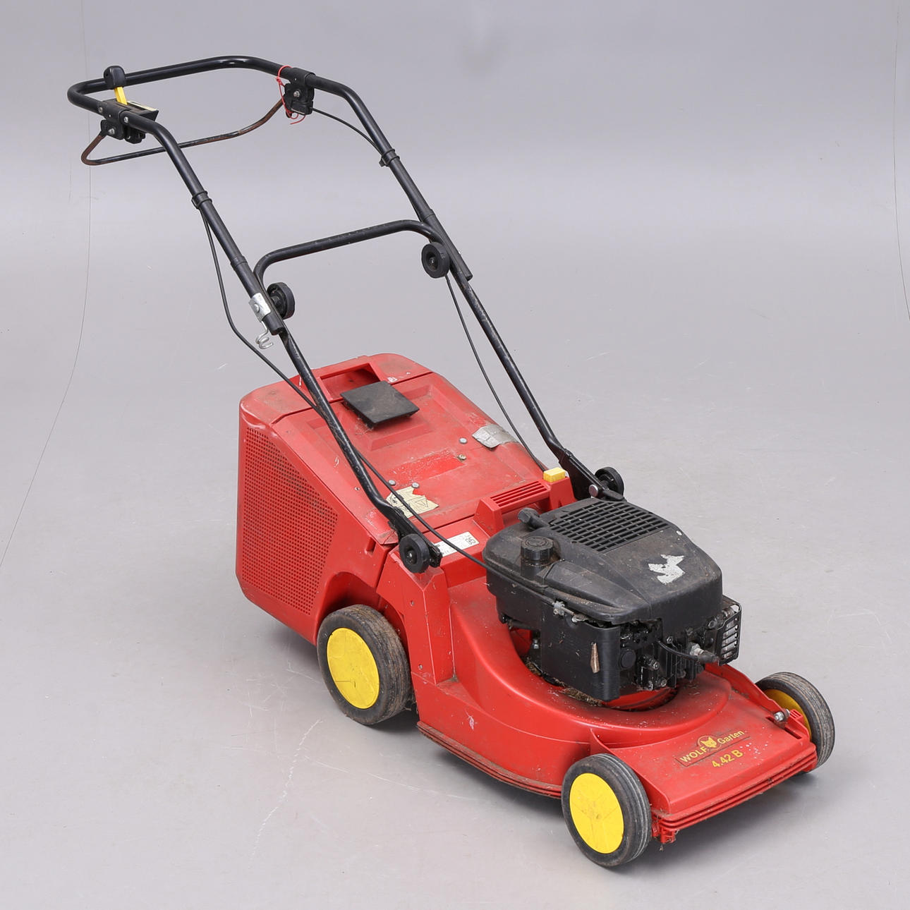 MOTORRASENMÄHER mit Fangkorb, Wolf Garten 4.42 B.