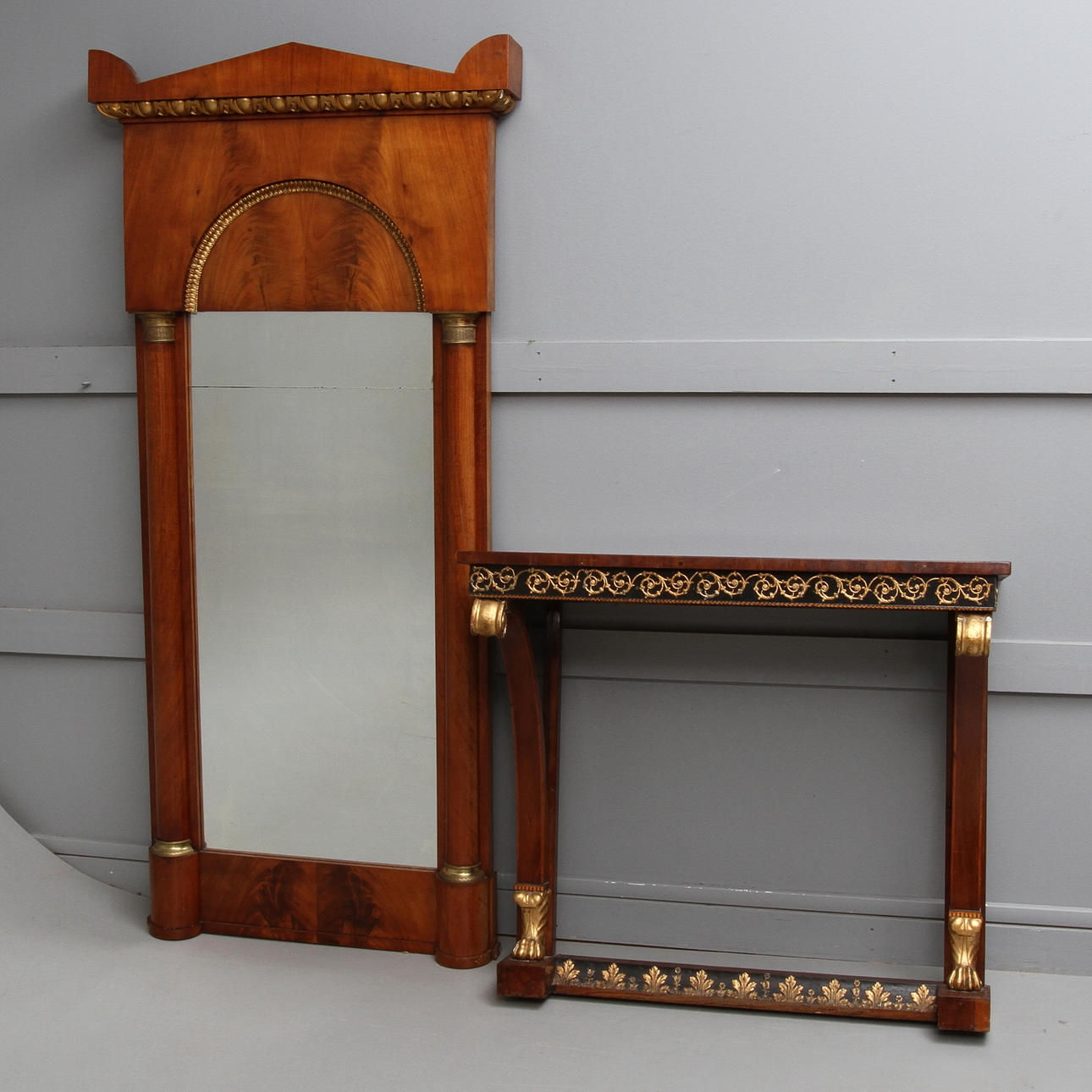 SPEGEL MED KONSOLBORD, empire, 1800-talets första hälft.