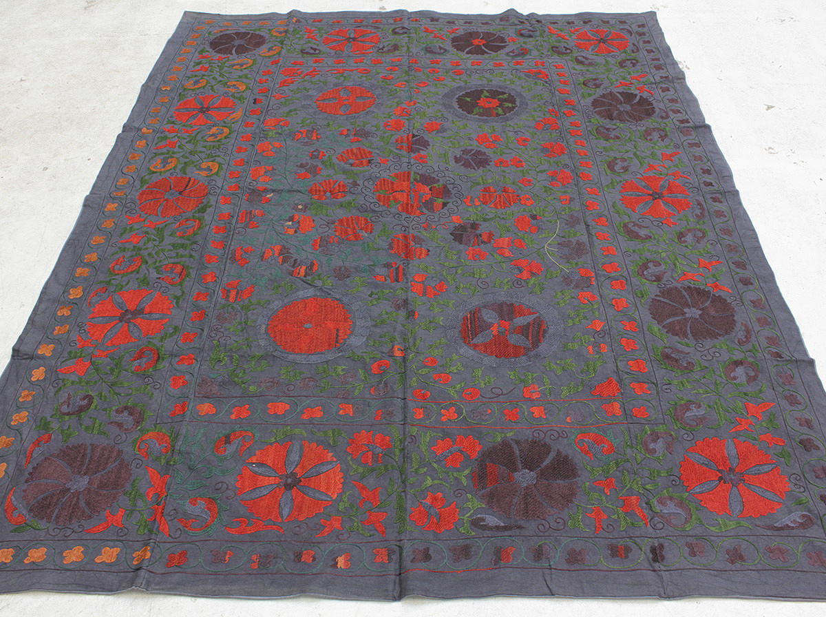 BRODERI, Suzani. Uzbekistan, 242 x 192 cm.