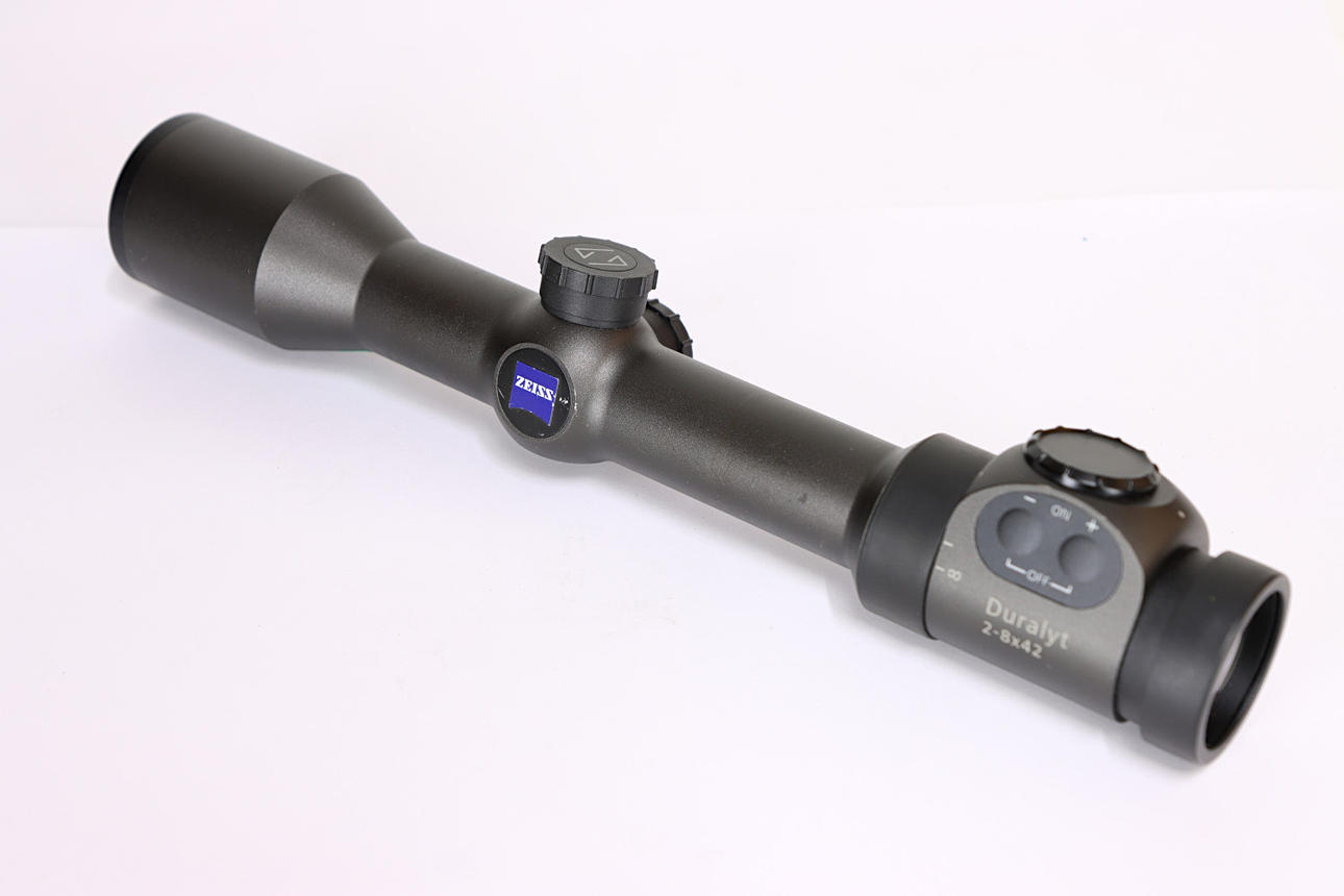 731. BINOCULARS, CARL ZEISS DURALYT 2-8X42.