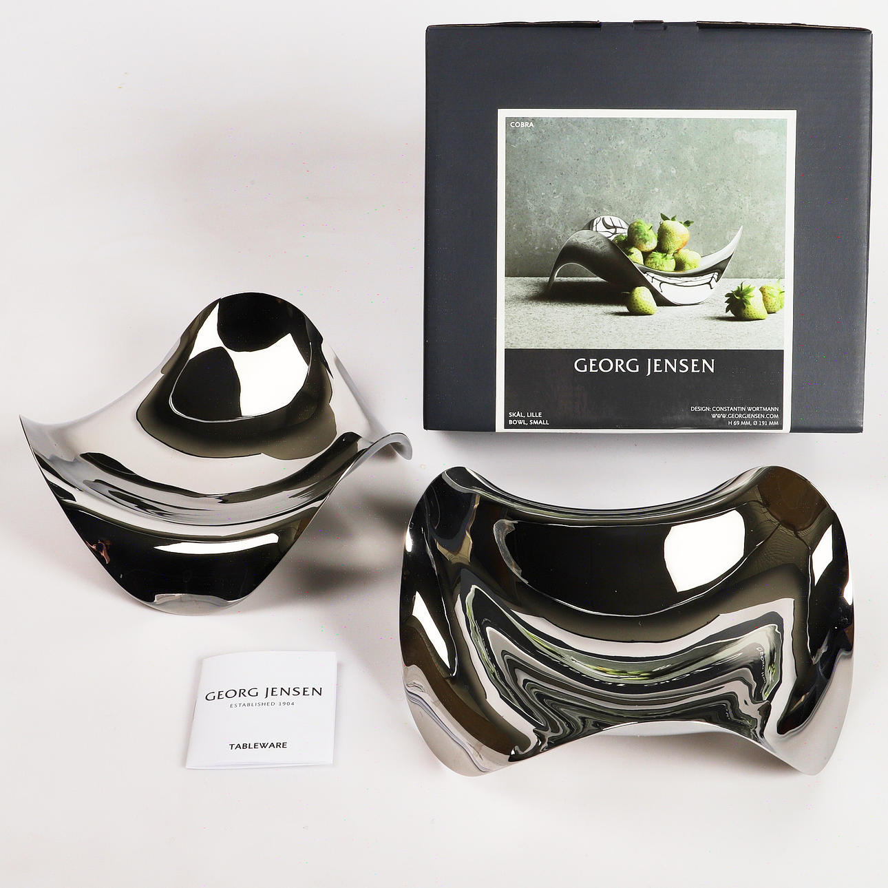 GEORG JENSEN. Skålar, 1 par, "Cobra", Danmark.