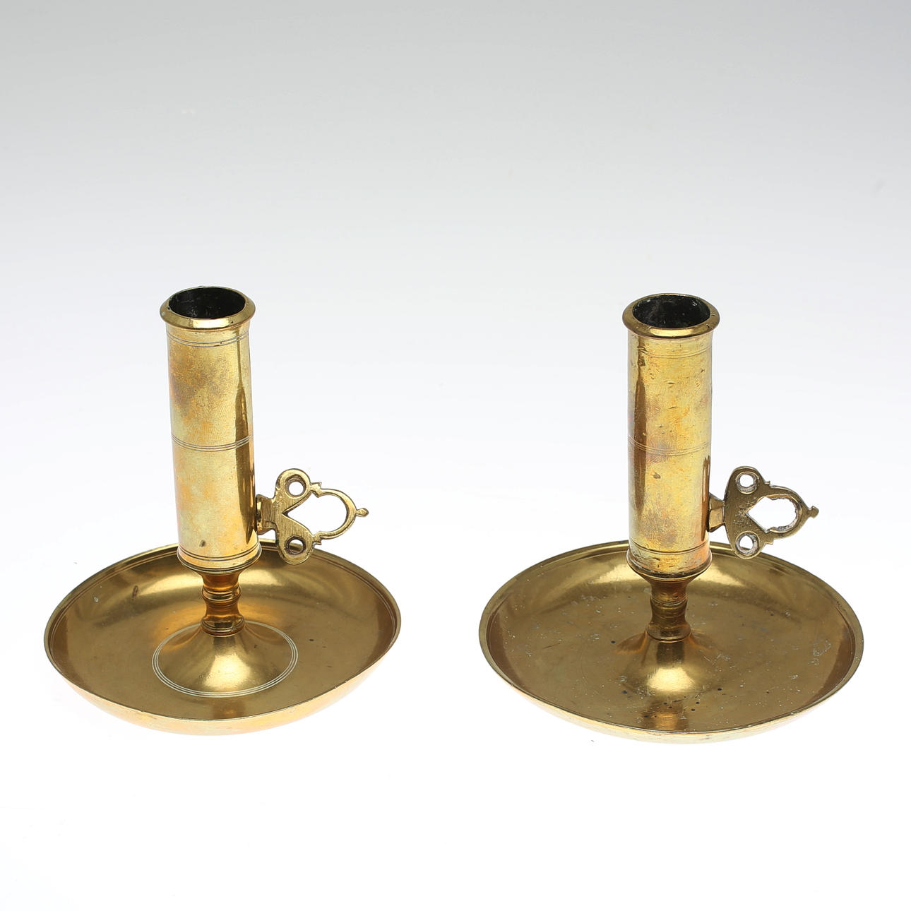 LJUSSTAKAR, ett par, mässing.