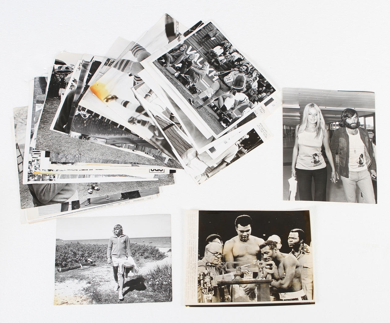 IDROTTSBILDER från BRUNNHAGES förlag, 1970-tal. Cirka 30 stycken. Blandade motiv.