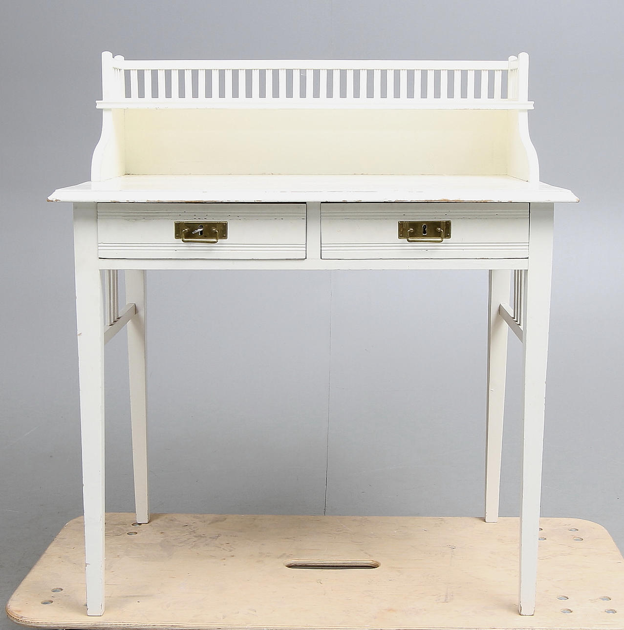 SKRIVBORD, Carl Larsson-modell, tidigt 1900-tal.