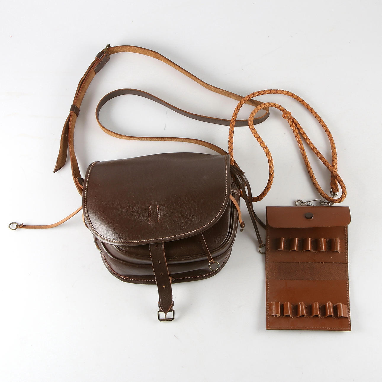 JÄGARVÄSKA, läder, 1900-talets senare del.