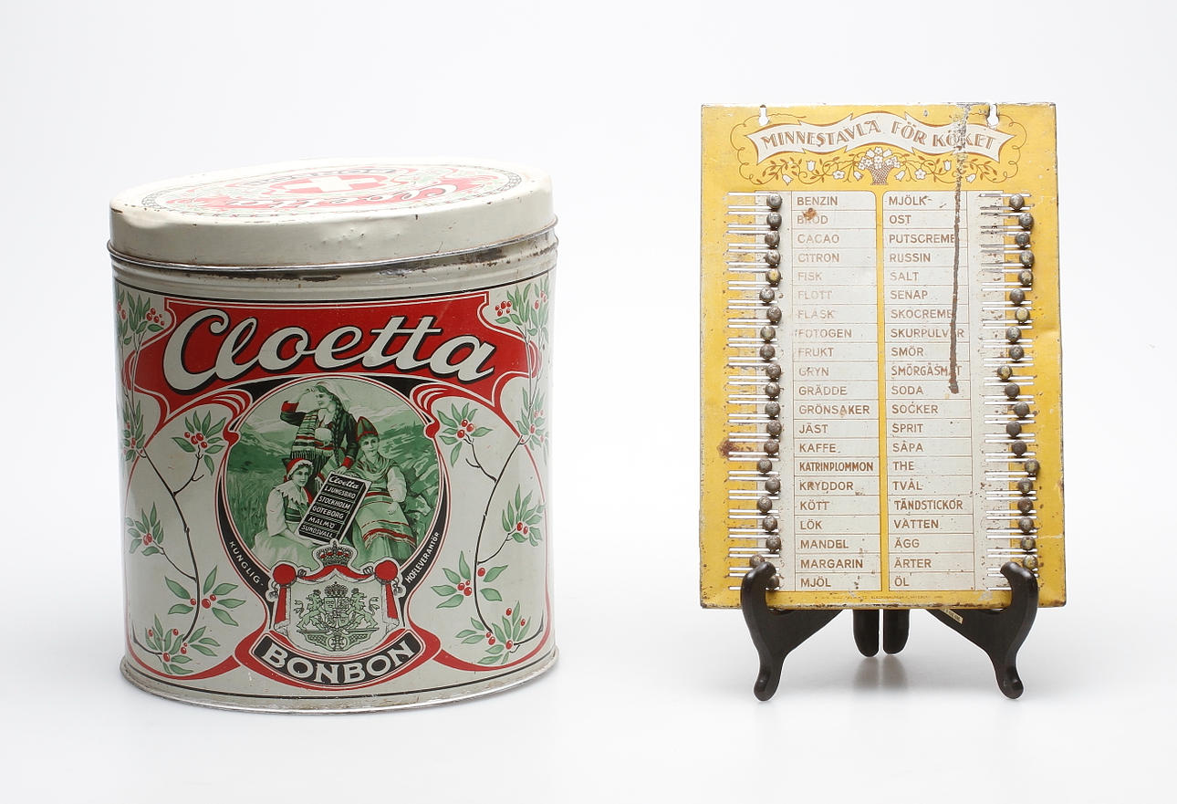 MINNESTAVLA FÖR KÖKET, plåt samt PLÅTBURK, Cloetta.