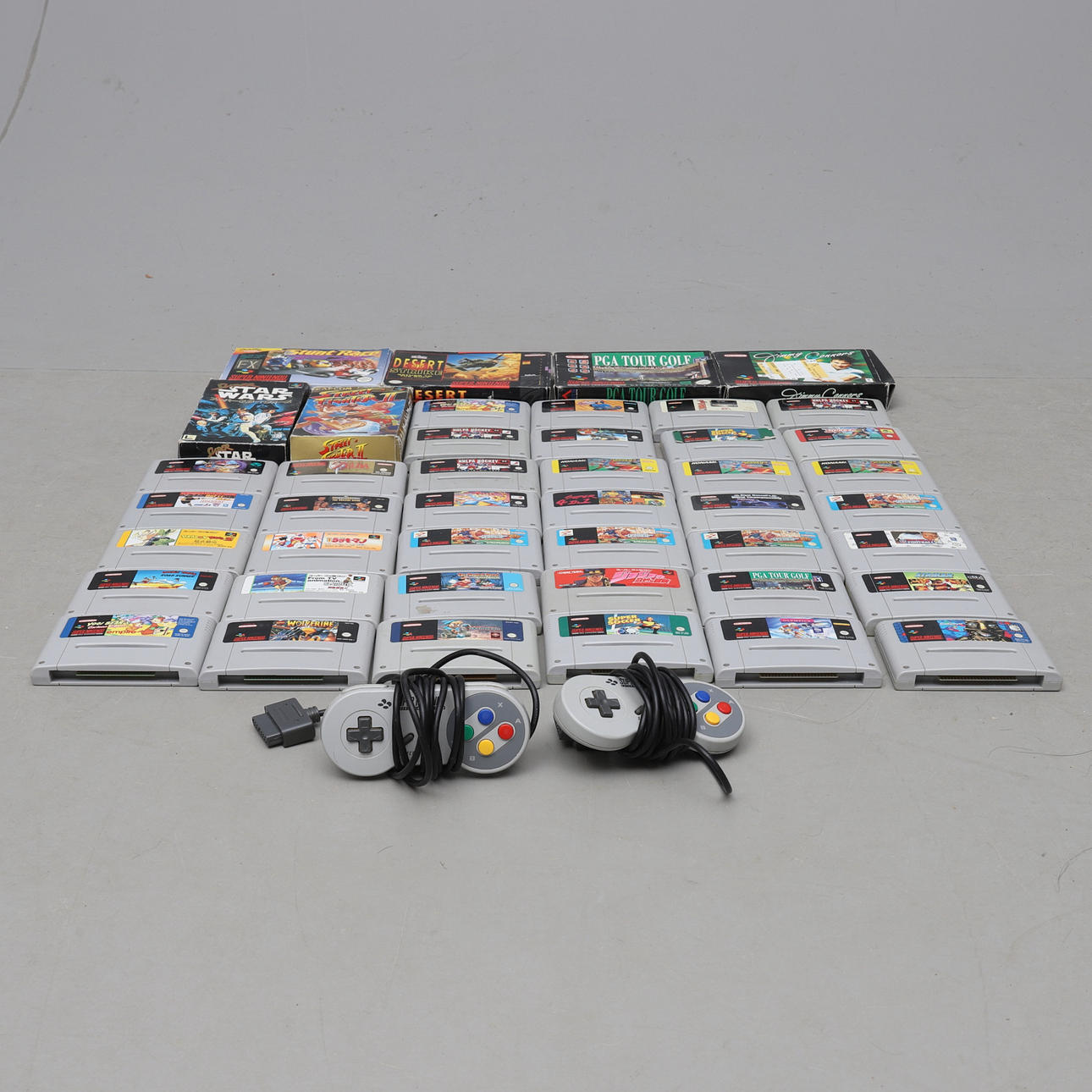 GAMES, 44 peliä, Super Nintendo.