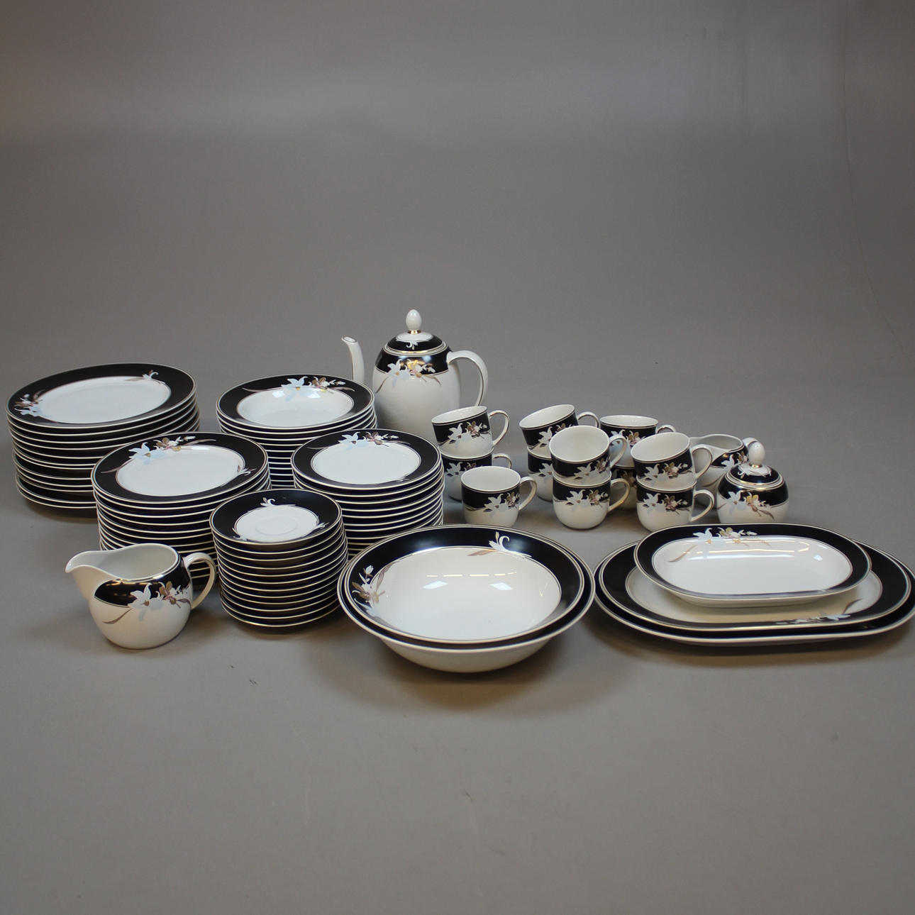 SERVICE 81 Teile Bavaria Kronester Deutschland.