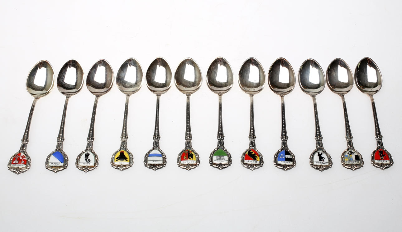 SILVERSKEDAR, 12 st.