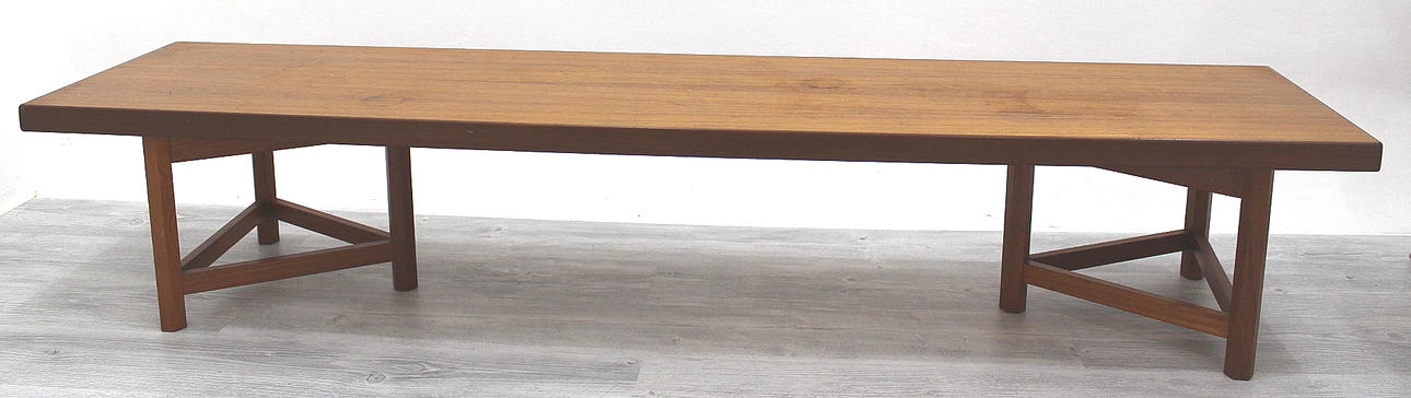 TV BÄNK, Carl Gustaf Hiort af Ornäs, ca 1960-tal.