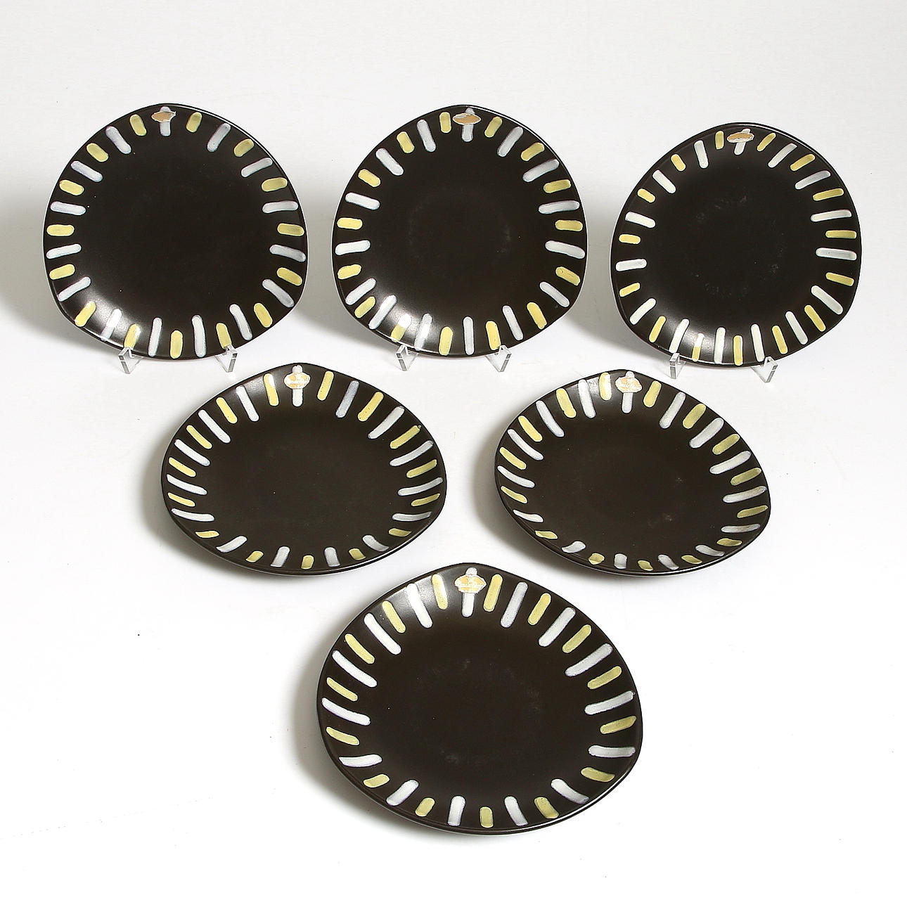 FAT, 6 stycken, "Trio", Hjördis Oldfors, Upsala-Ekeby.