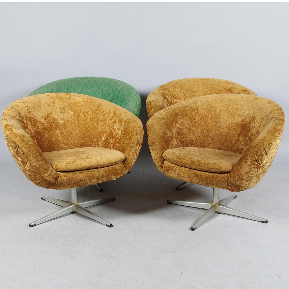 SNURRFÅTÖLJER, 4 stycken, 1970-tal.