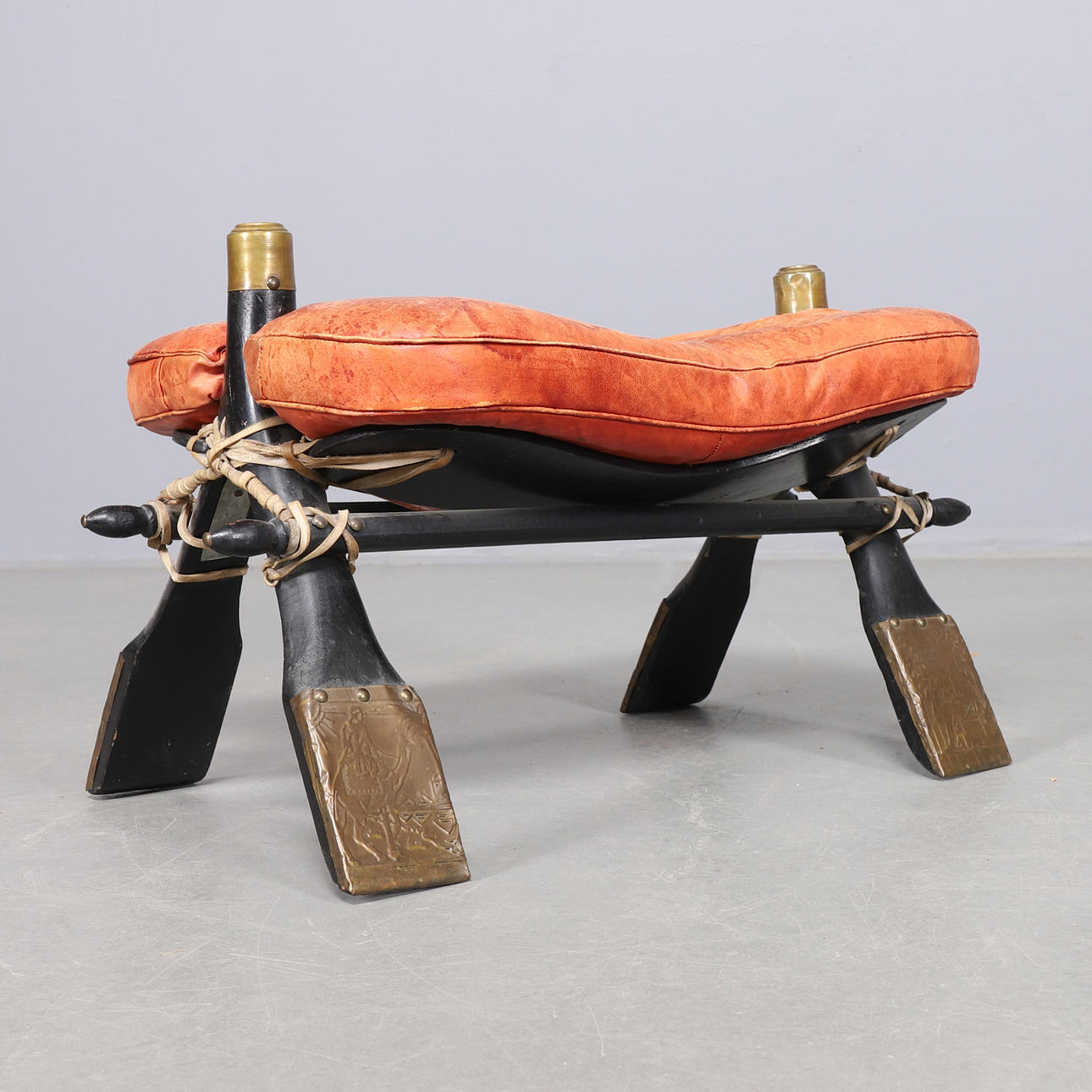 SADELPALL, Egypten, 1900-tal.