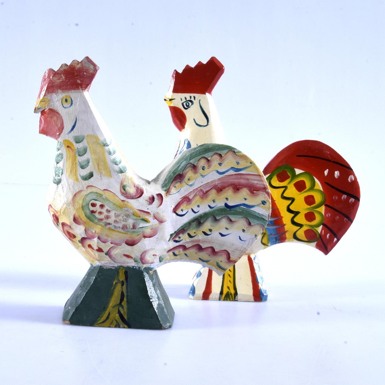 DALATUPPAR, 2-stycken, bemålat trä.