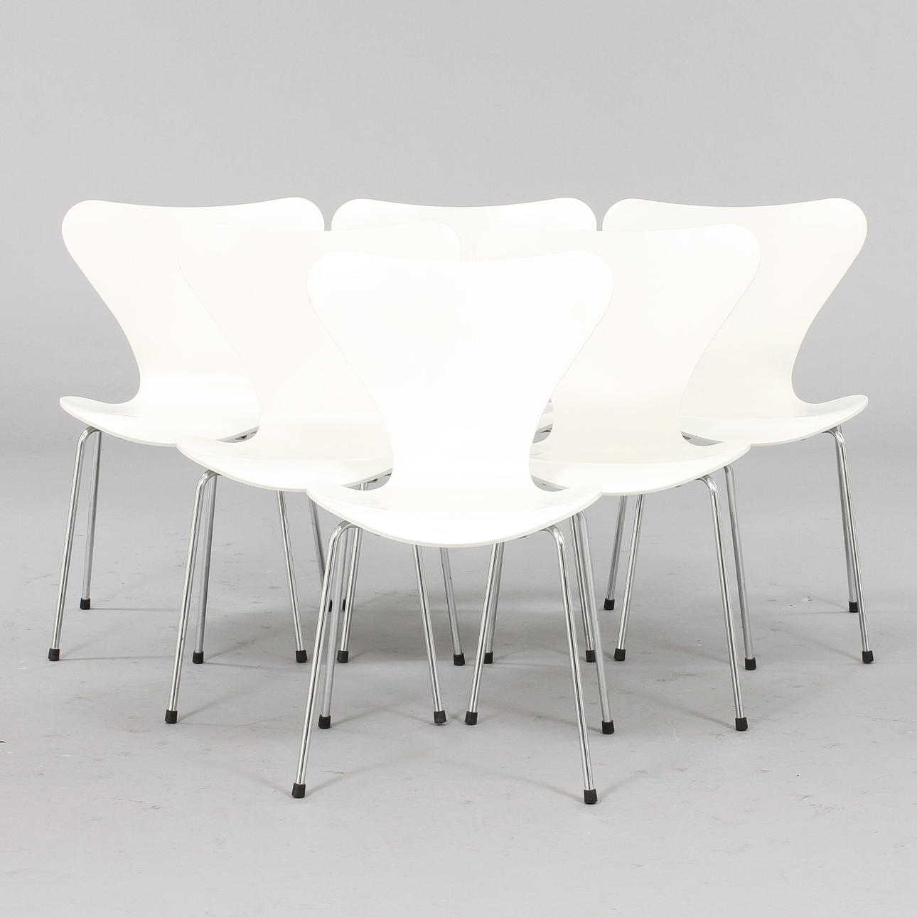 STOLAR, 6 st, "Sjuan", Fritz Hansen, Arne Jacobsen design, Denmark 2000.