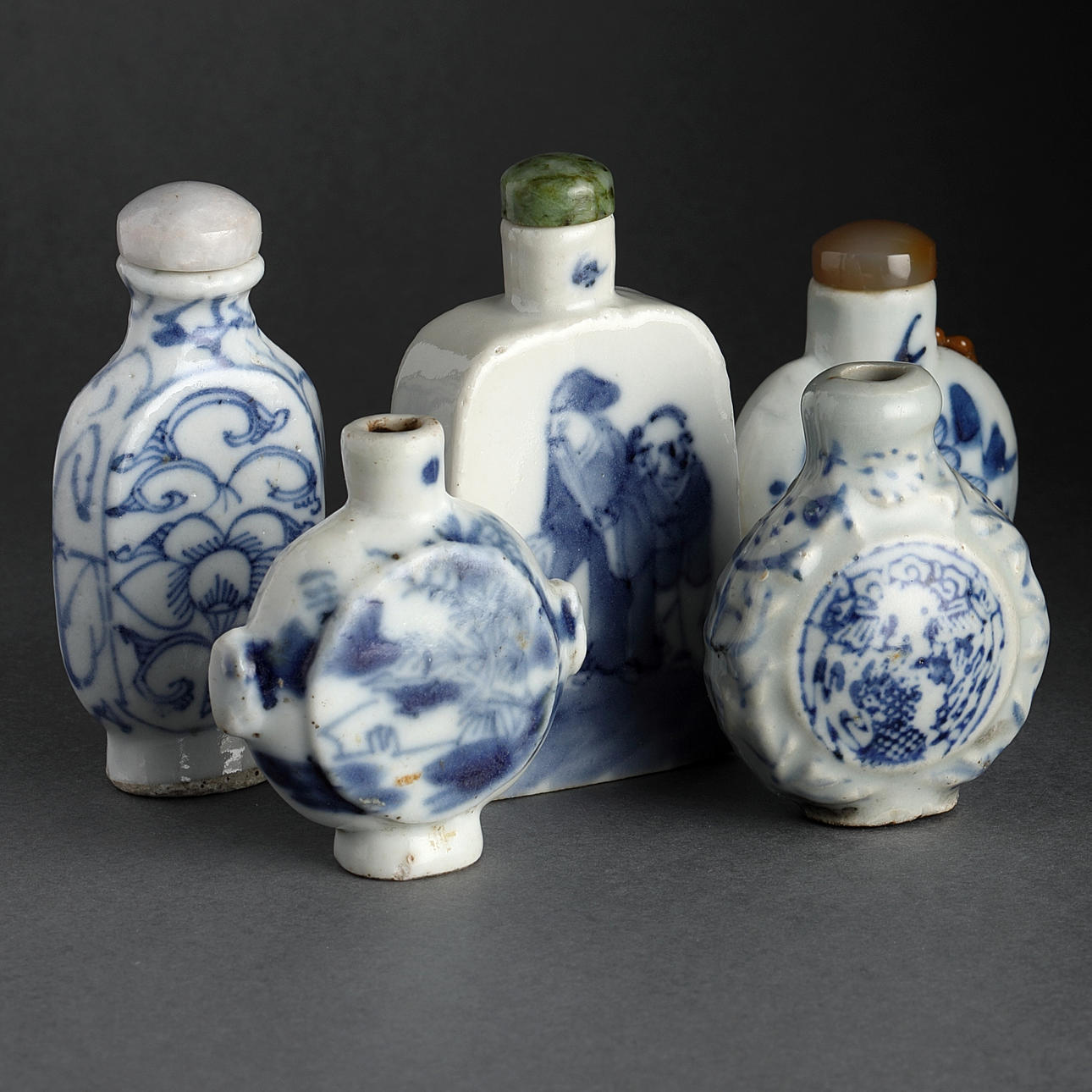 SNUSFLASKOR, 5 st., porslin, Kina, Qing, 18/1900-tal.