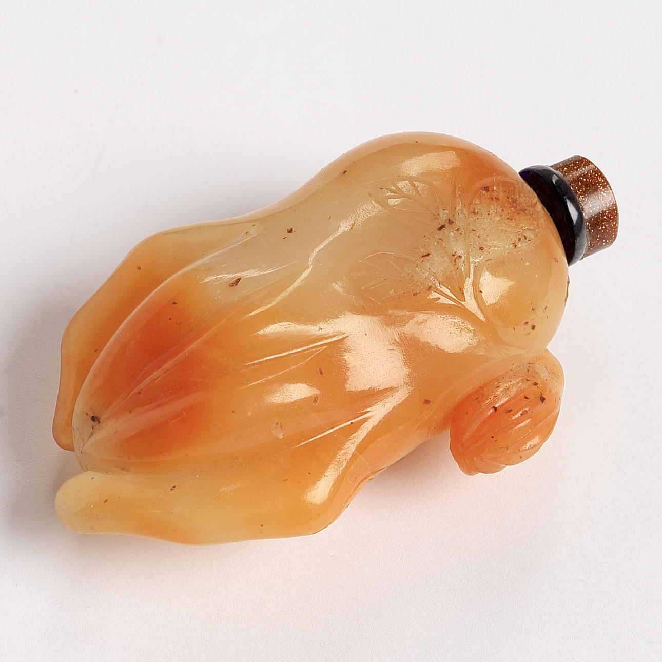 SNUFF BOTTLE, Agate, China, Qing, 19th century.