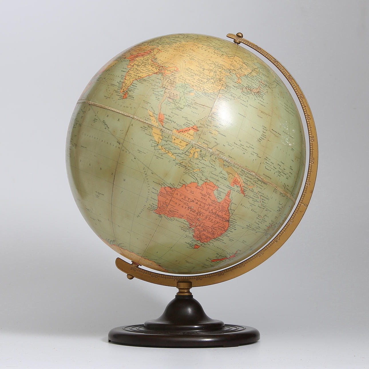 JORDGLOB, "Philips", Gumperst AB, Göteborg. 1900-talets andra hälft.