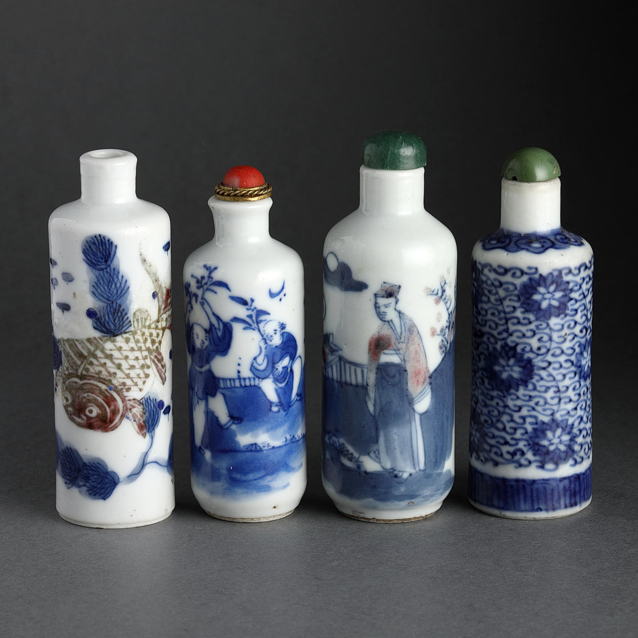 SNUSFLASKOR, 4 st., porslin, Kina, Qing, 1800-tal.
