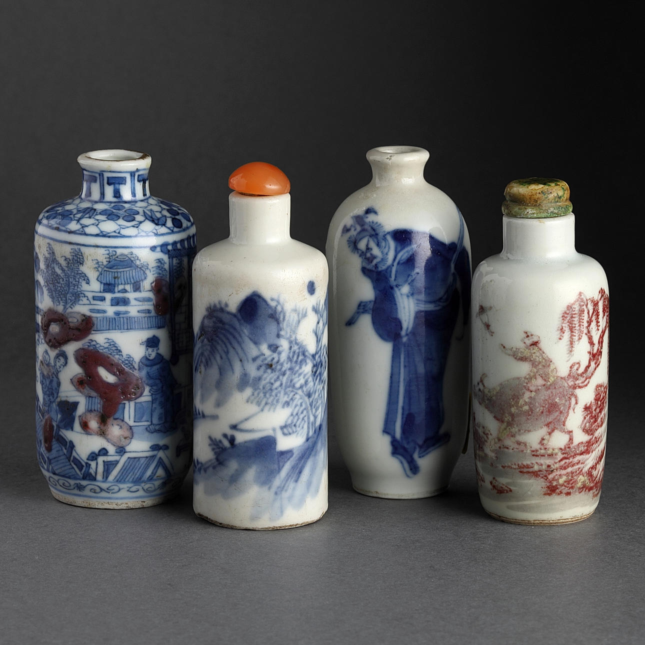 SNUSFLASKOR, 4 st., porslin, Kina, Qing, 1800-tal.