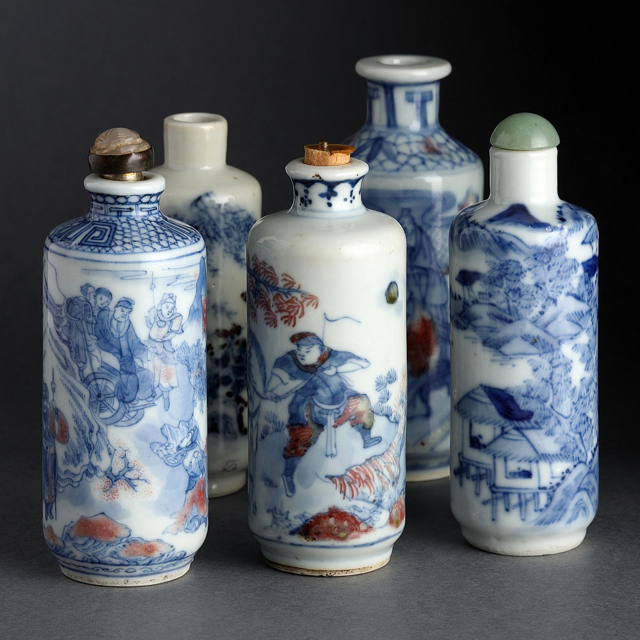 SNUSFLASKOR, 5 st., porslin, Kina, Qing, 1800-tal.