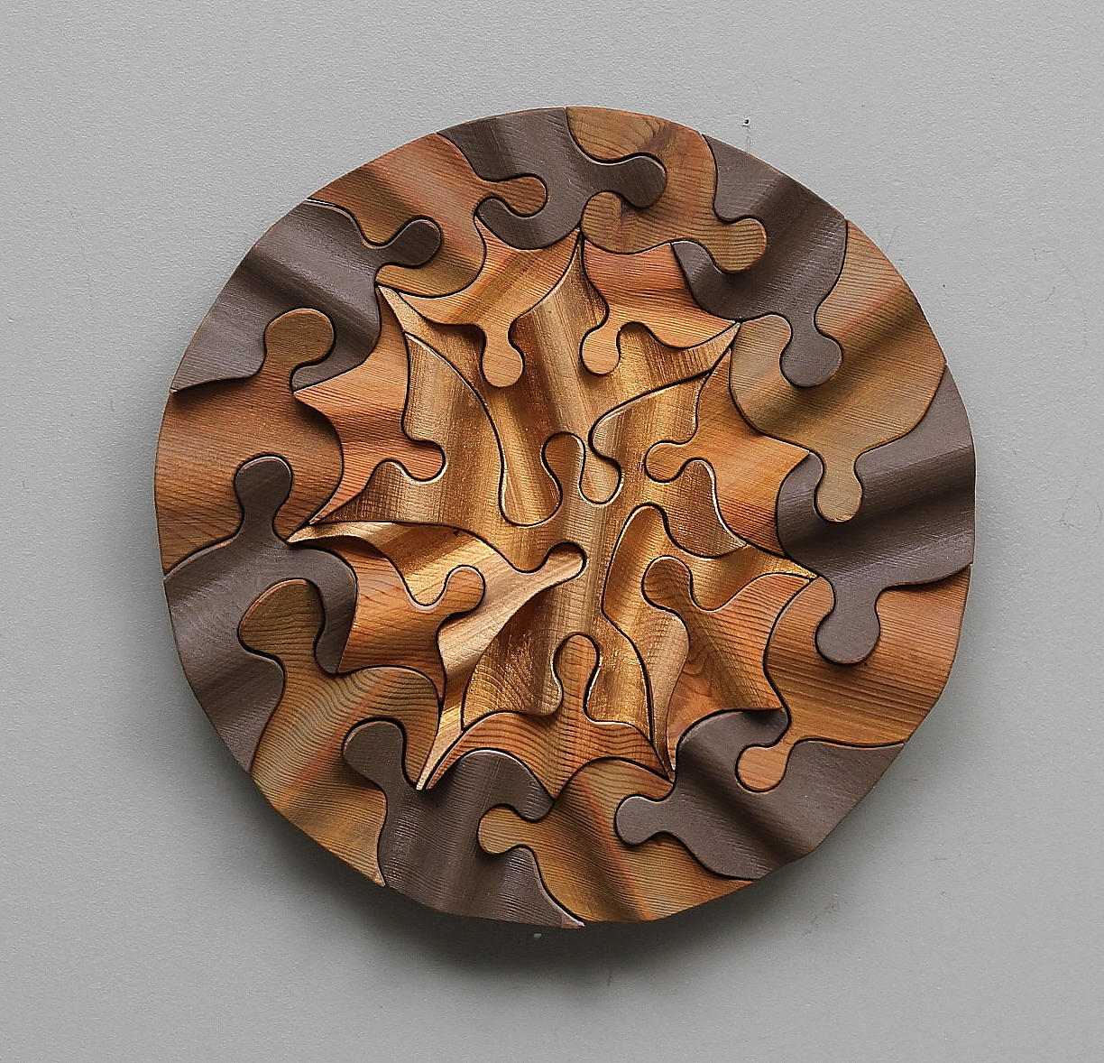 SKULPTUR, trä, för vägg, Kanevad, gamla Linköping.