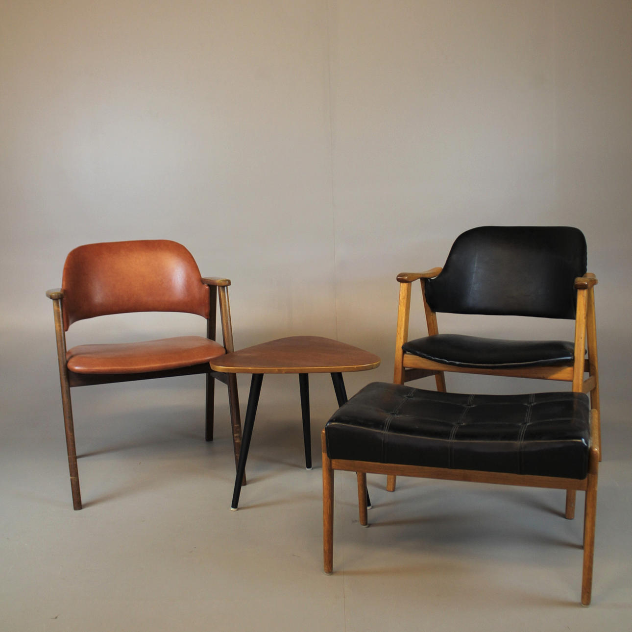 MÖBEL Mitte 20. Jahrhundert.