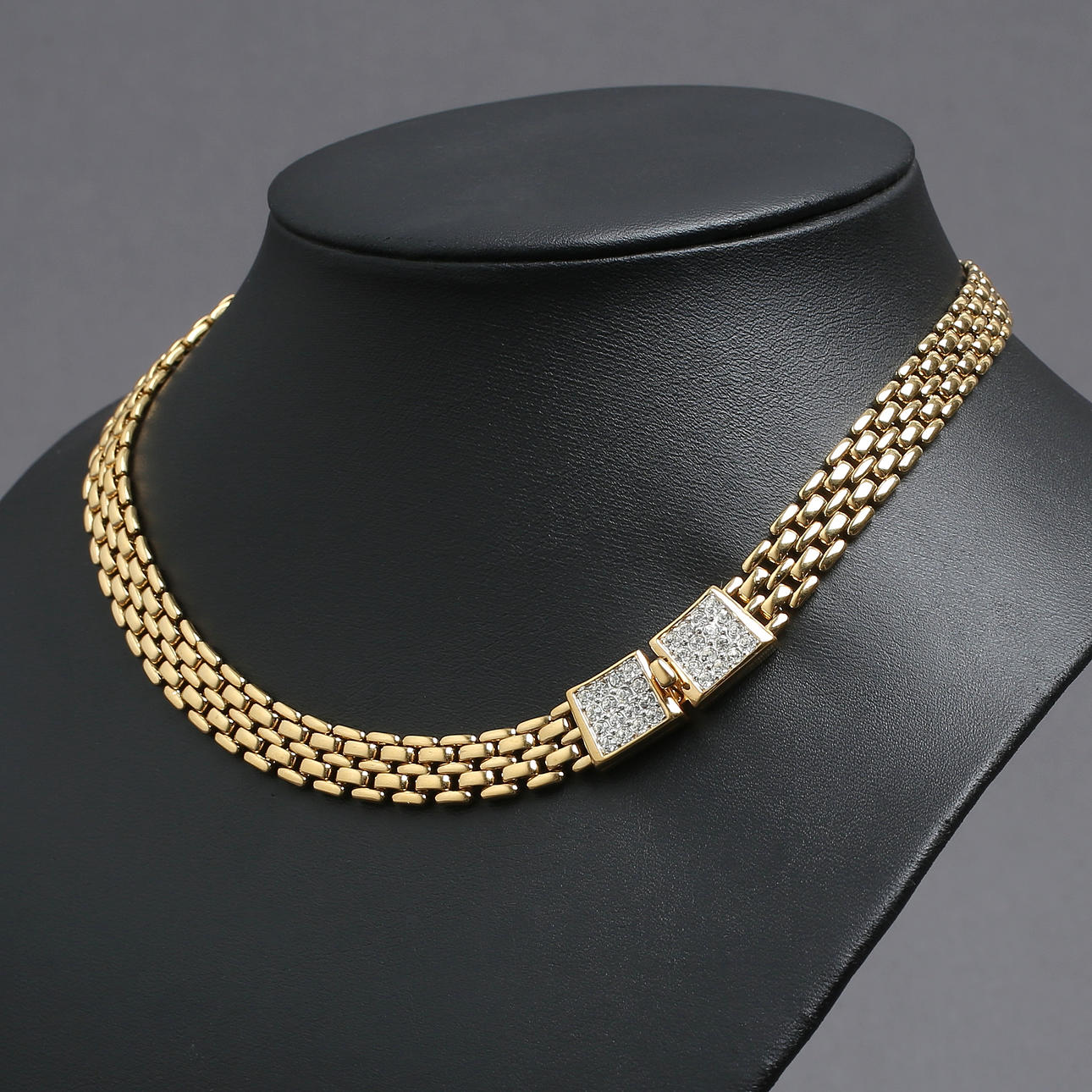 NINA RICCI. Collier, bijouteri, Frankrike.