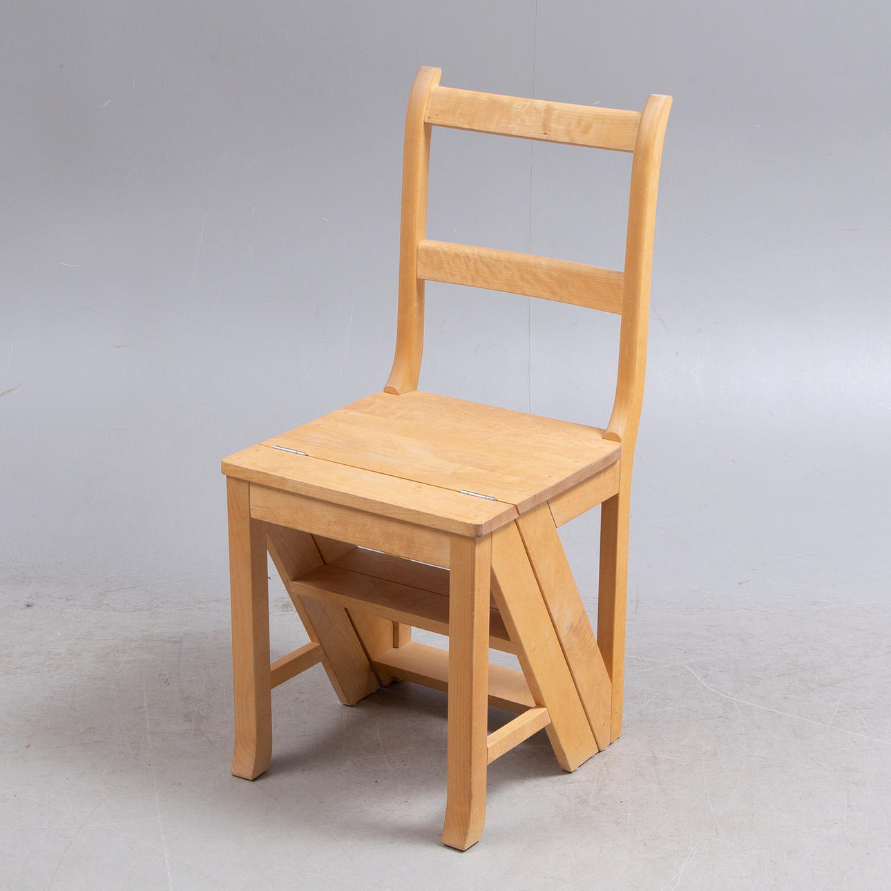 SILLA DE BIBLIOTECA/SILLA STEAD, de madera, moderna.