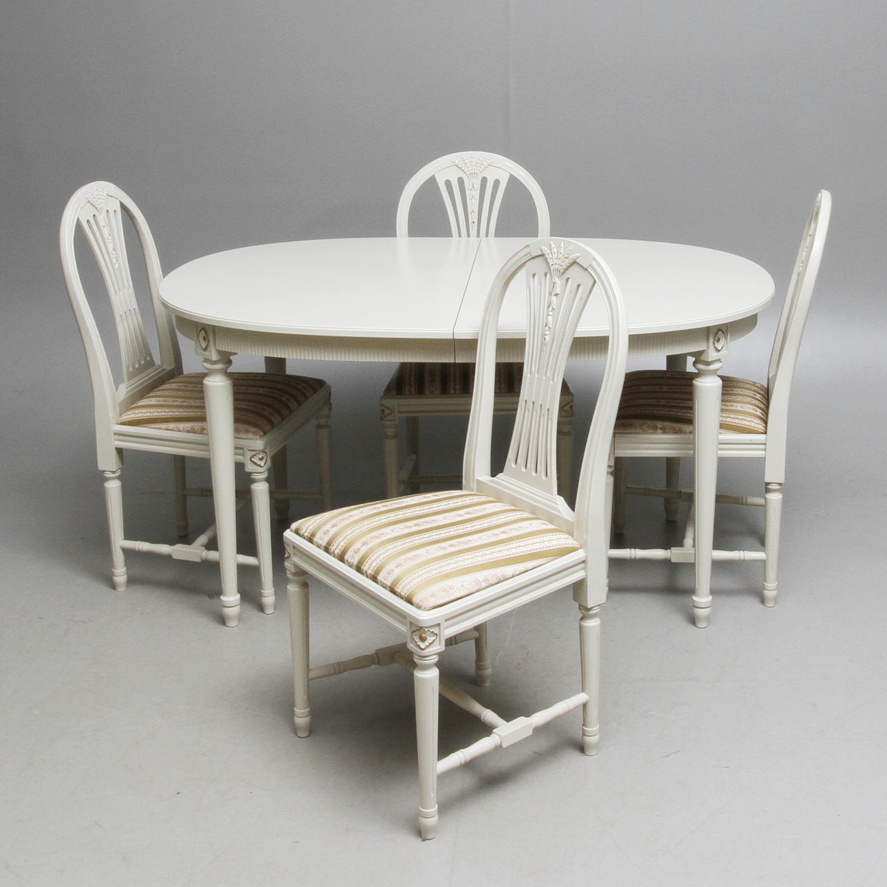 MATSALSGRUPP, 5 delar, gustaviansk stil, 1900-tal.