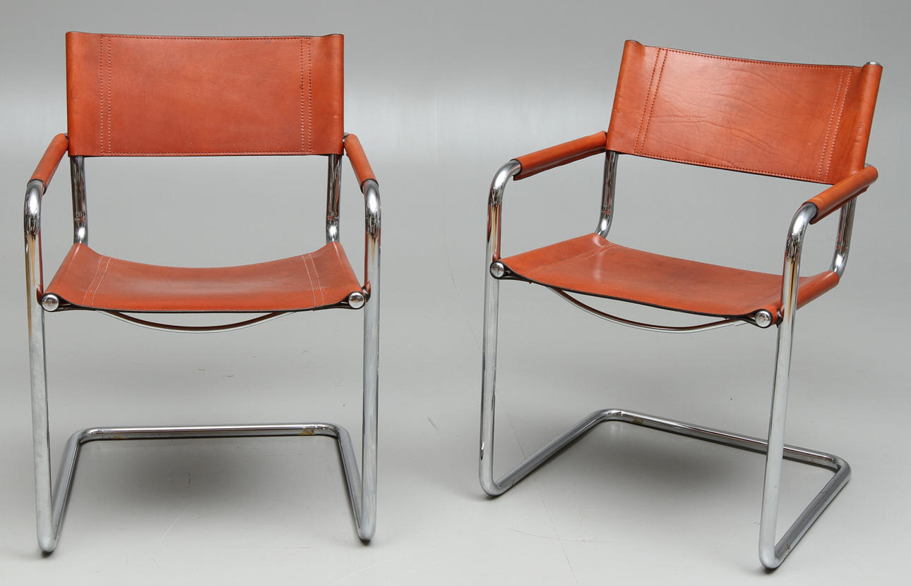 KARMSTOLAR, ett par, Bauhaus-typ, 1900-talets andra hälft.