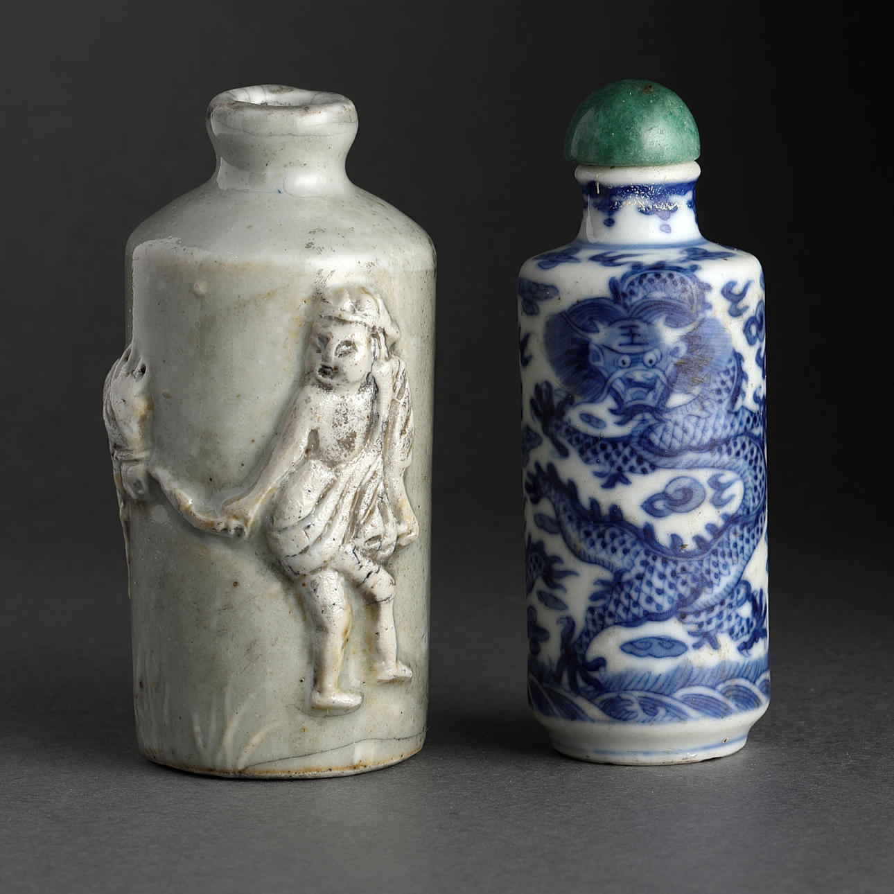 SNUSFLASKOR, 2 st., porslin, Kina, Qing, 1800-tal.