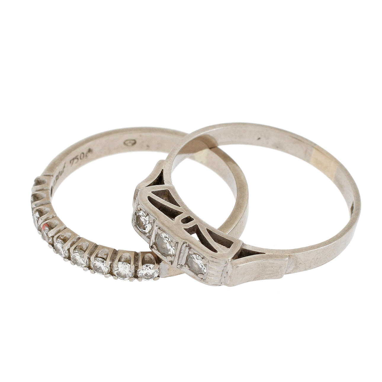 RINGAR, 2 st, 18k vitguld med briljanter. Ca 5,8 gram.