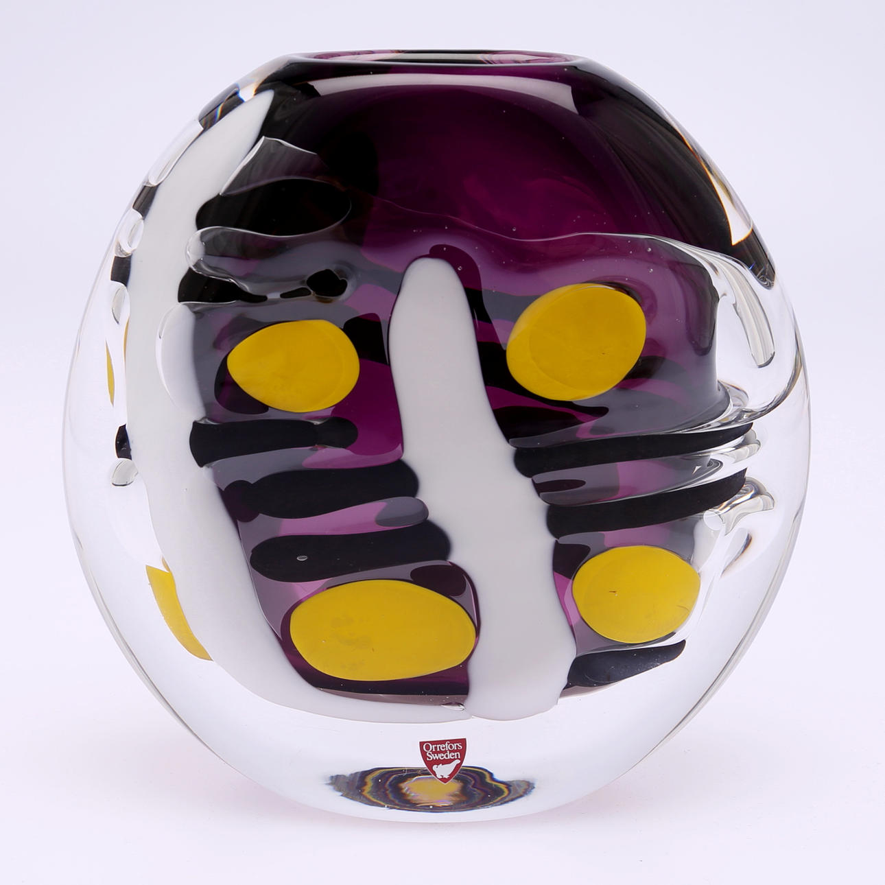 LARS HELLSTEN. VAS, glas, Orrefors signerad, EA, 1-91.