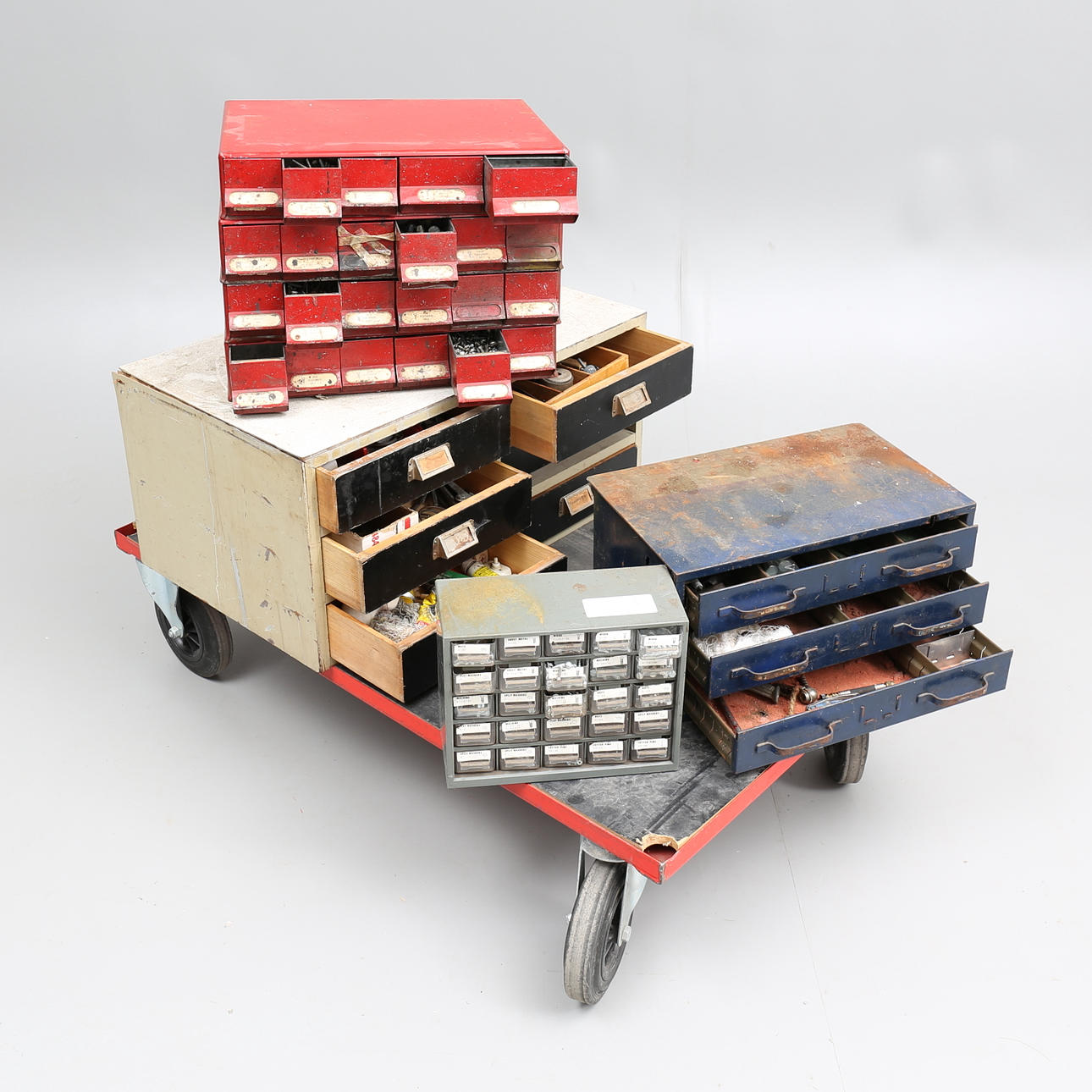 SORTIMENTSKÅP, 4 st.