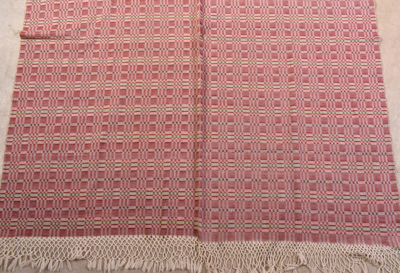 CANVAS Munkabelt 1900s first part, 154 x 152 cm.