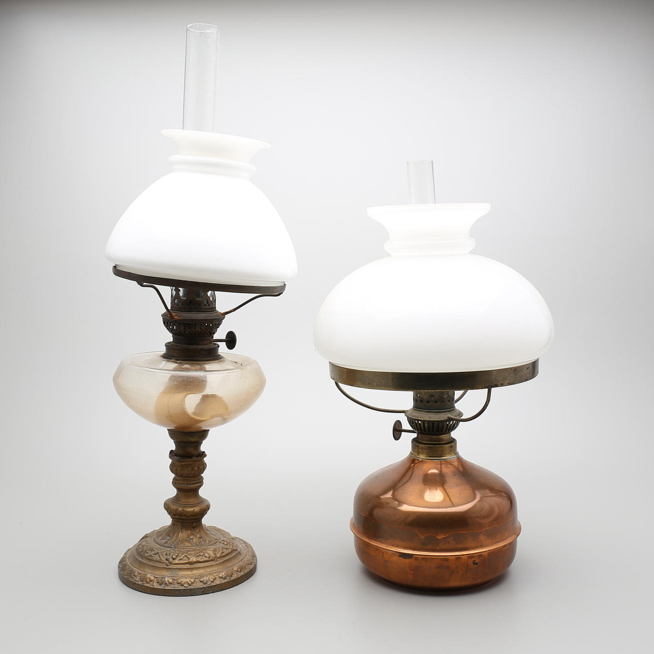 FOTOGENLAMPOR (2), bl.a koppar, 18/1900-tal.