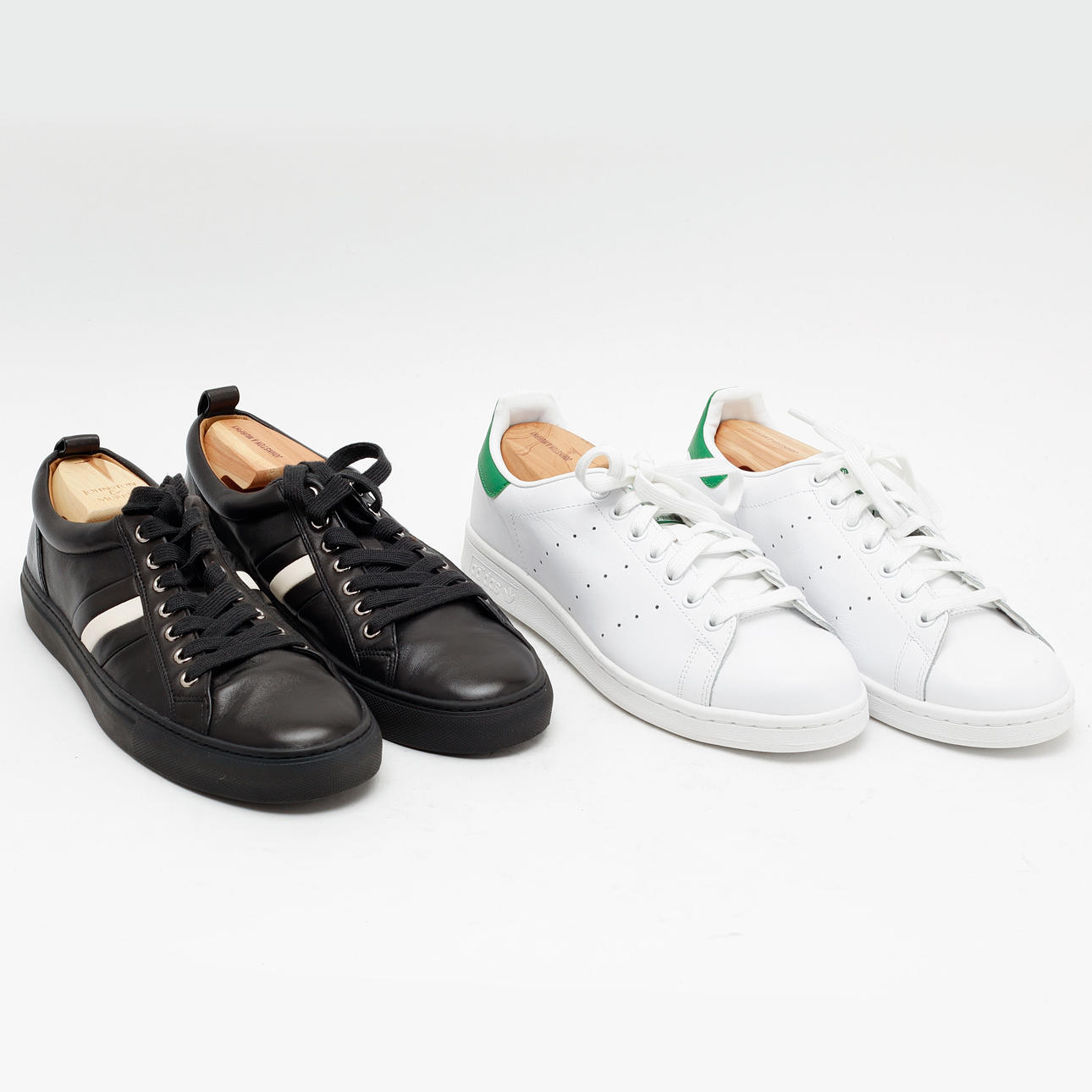SKOR, Bally och Stan Smith, Storlek 43.