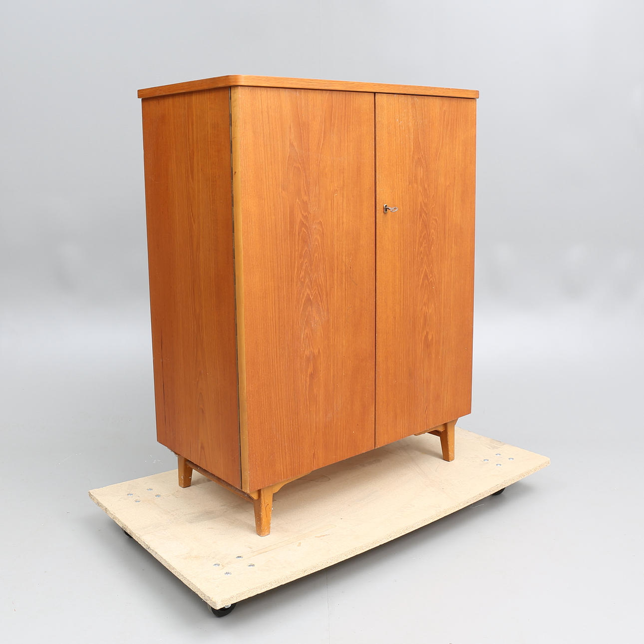 SKÅP, teak, 1950-60-tal.