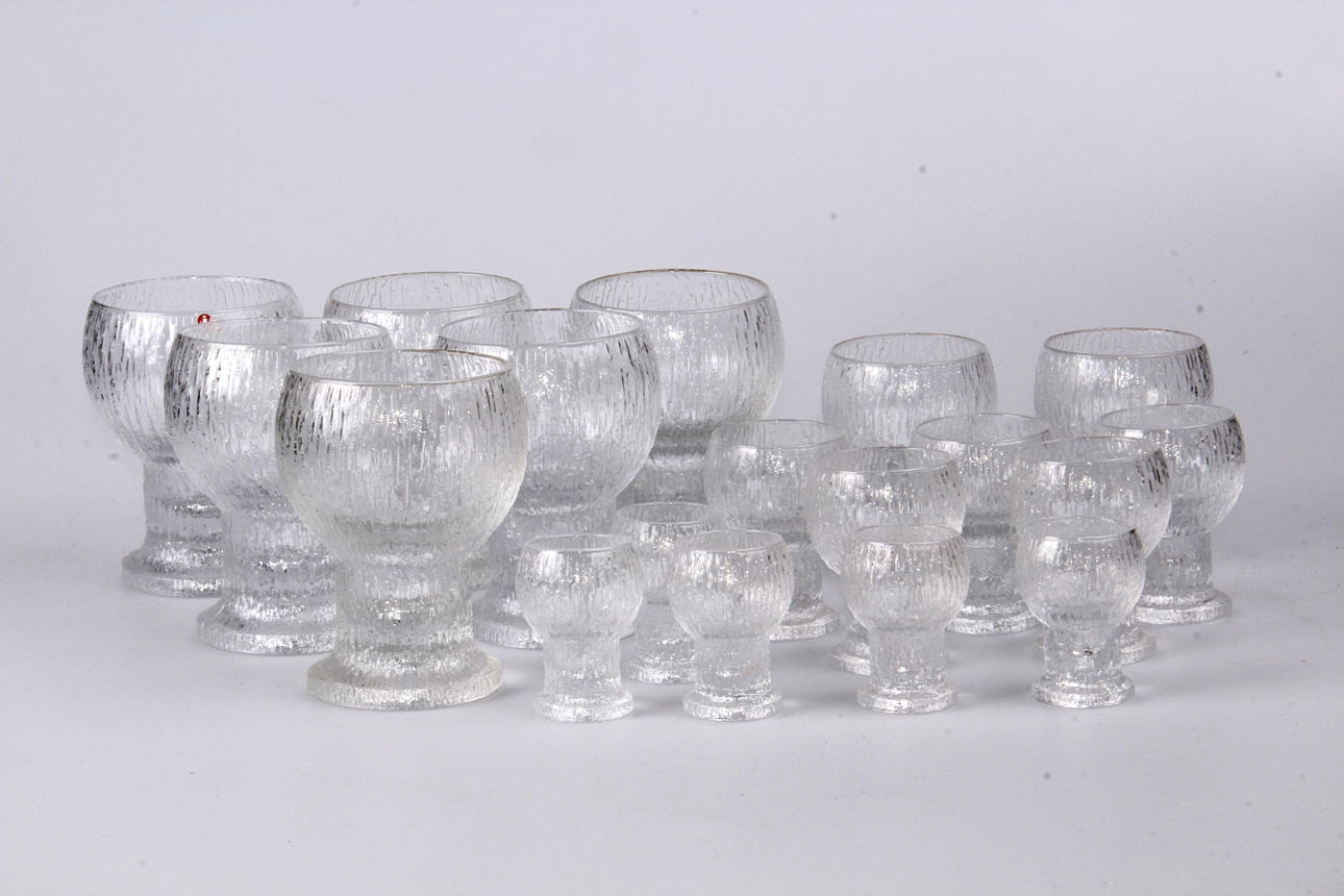 GLASSERVIS, 18 delar, "Kekkerit", Timo Sarpaneva, littala.