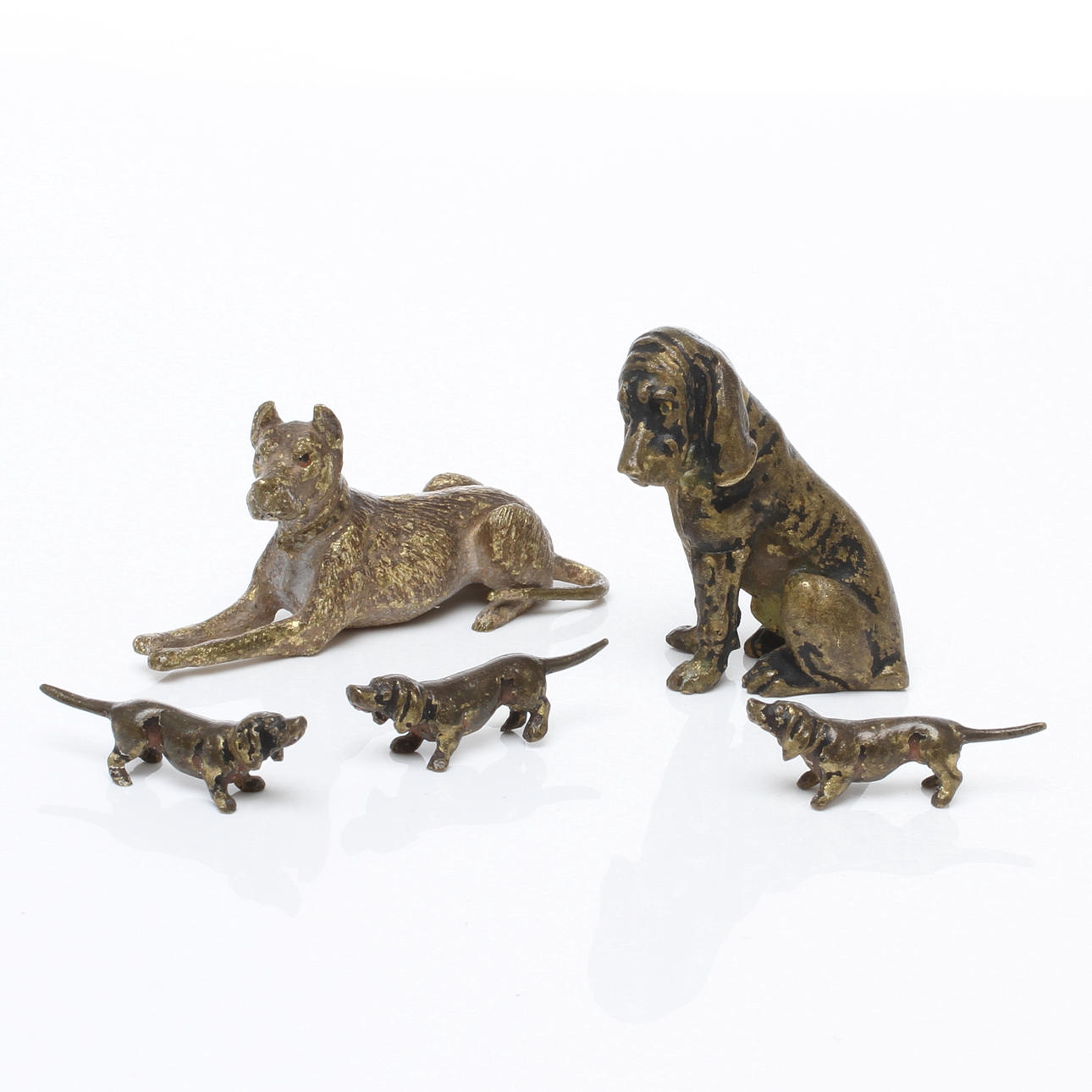 FIGURINER, 5 st, Hundar, sk wienerbronser.