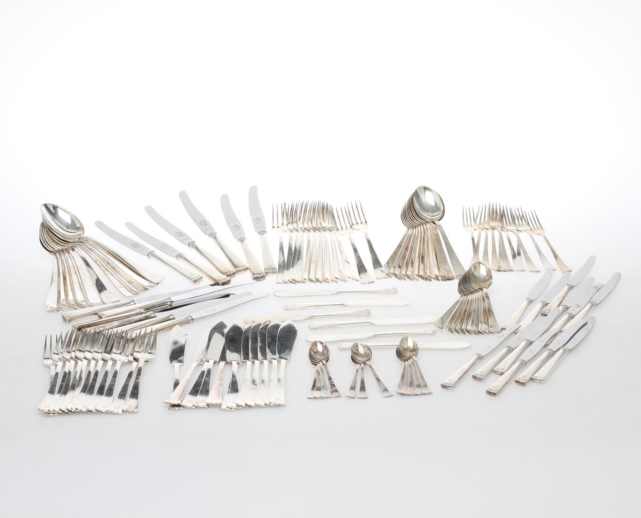 BESTICKSERVIS, 125 delar, silver, "Diana", design Gustaf Jansson för C G Hallberg, 1930-tal.