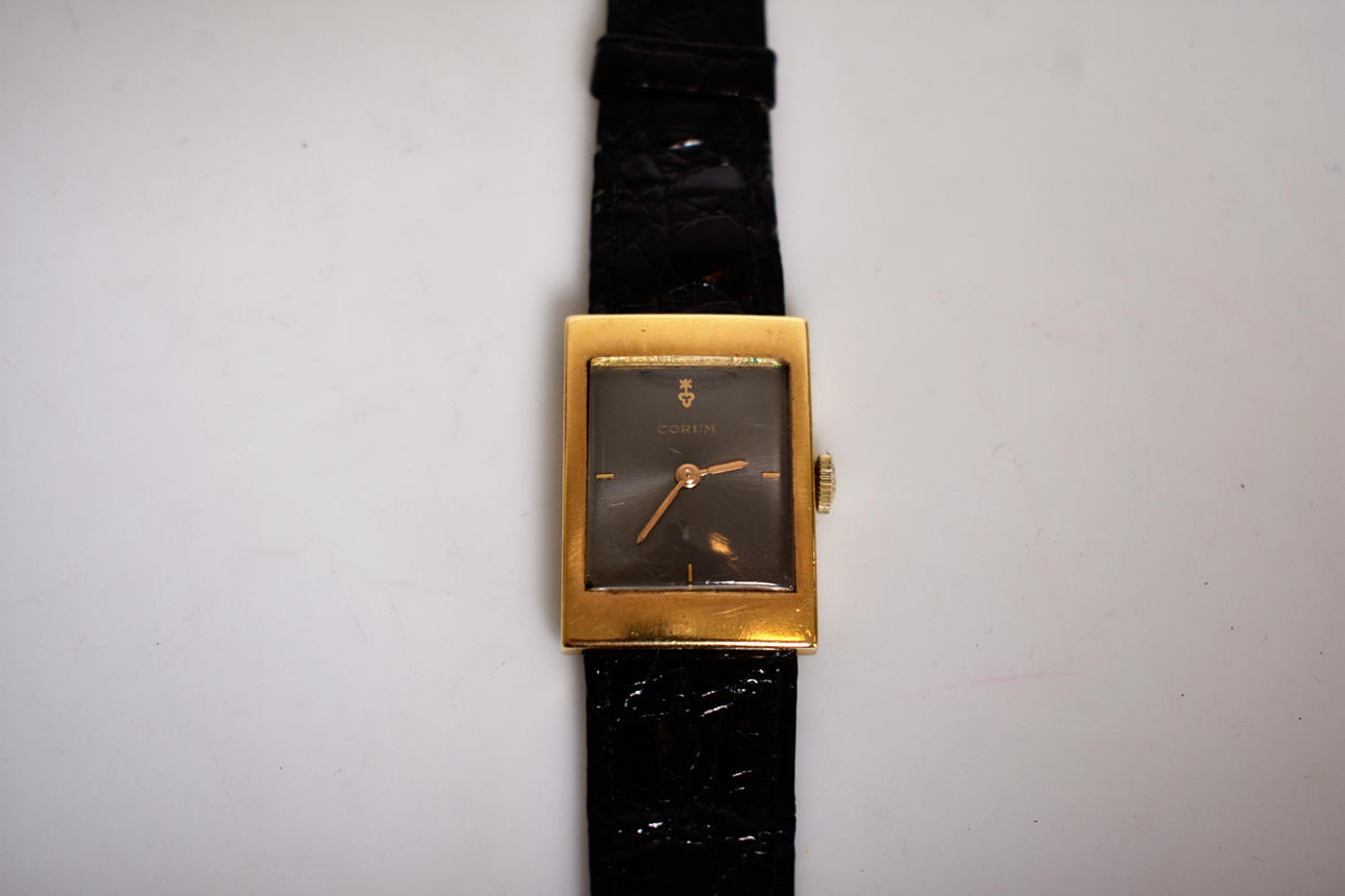MEN'S BRACELET Corum, 18k gold.