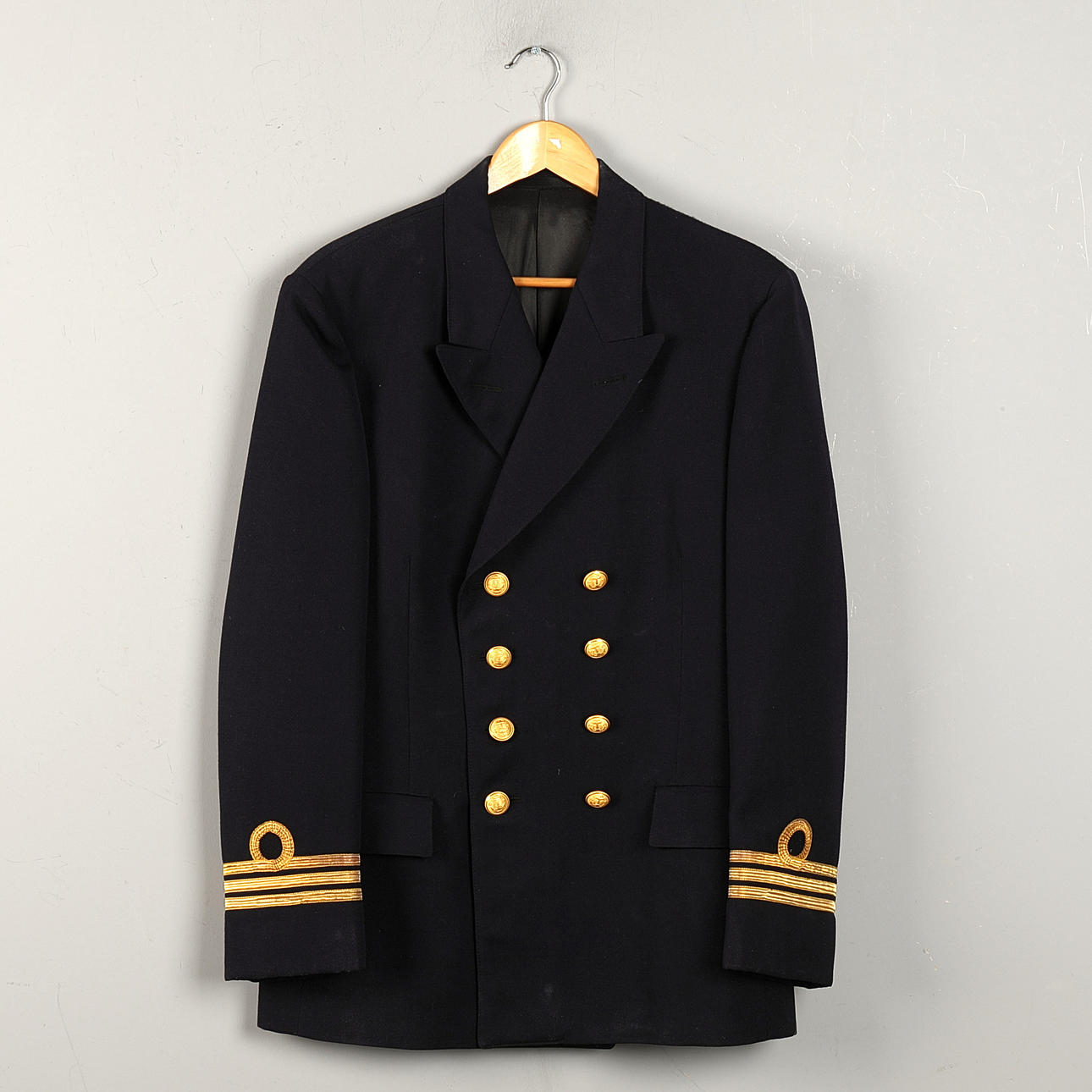 UNIFROMER, 2 st., Kapten, Kommendörkapten.