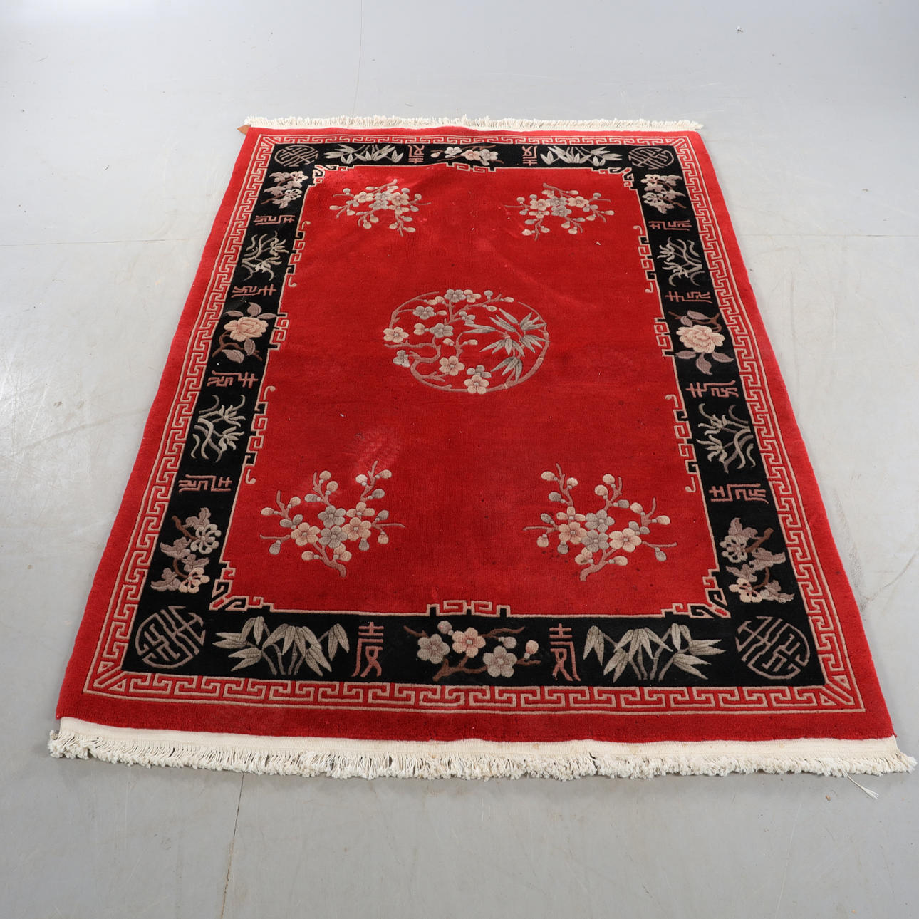 CARPET, China, 140x200 cm.