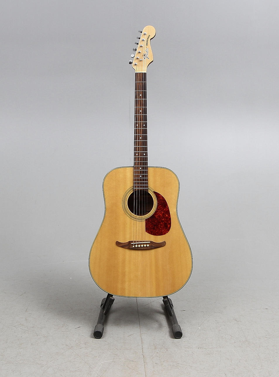 AKUSTISK GITARR, "Redondo, Fender, Made in Korea.