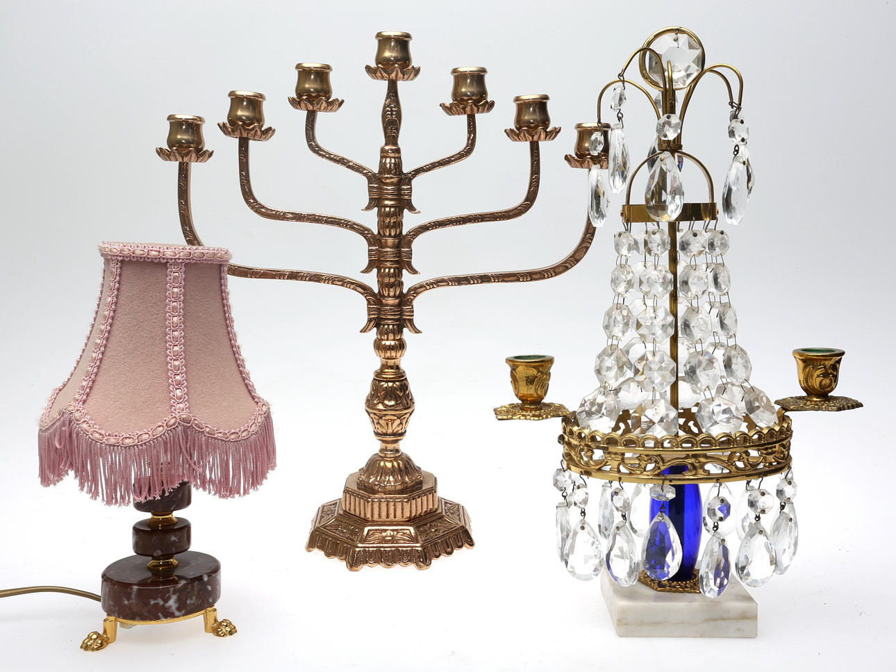 BELYSNINGSFÖREMÅL.