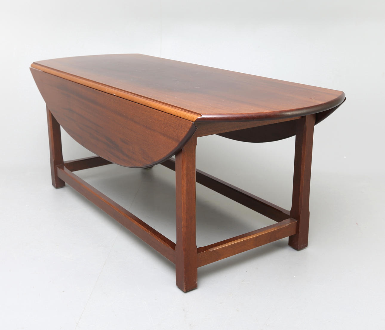 SOFFBORD, Pelarbord.