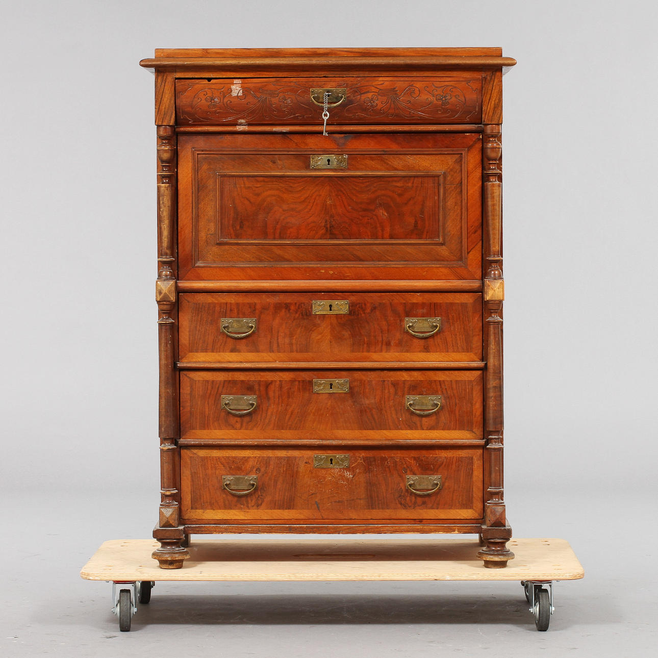 CHIFFONJÉ, 18/1900-tal.